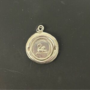Round Silver Swan Charm